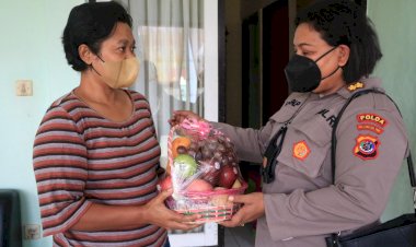 Polwan-Polda-NTT-Gelar-Kegiatan-Anjangsana-Dalam-Rangka-Hari-Jadi-Polwan-RI-ke-73