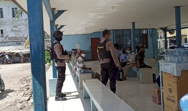 Patroli-Berkendaraan,-Personel-Ditsamapta-Polda-NTT-Imbau-Prokes-Kepada-Warga-Masyarakat