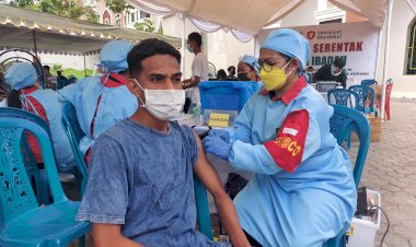 Program-Vaksinasi-Merdeka-Polres-Kupang-Kota-di-Masjid-Raya-Nurussa'adah-Targetkan-2000-Orang-Baik-Anak-anak-Maupun-Dewasa