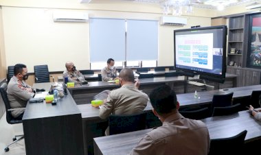 Kapolda-NTT-Ikuti-Zoom-Meeting-Bersama-Wakapolri-Anev-Lanjutan-Pelaksanaan-Vaksinasi