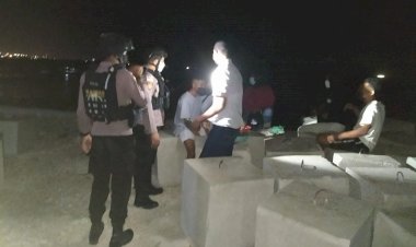 Tegakkan-Disiplin-Protokol-Kesehatan-di-Kota-Kupang,-Ditsamapta-Polda-NTT-Giat-Patroli-Tempat-Kerumunan