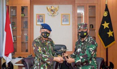 Sinergi-dalam-Pelaksanaan-Tugas,-Kapolda-NTT-Terima-Kunjungan-Silahturahmi-Pangkoopsau-II