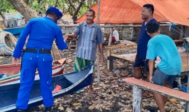 Selain-Imbau-Prokes-5-M,-Ini-yang-Dilakukan-Personel-Ditpolair-Polda-NTT-Saat-Patroli-Sambang-Nusa