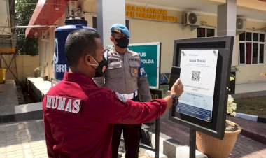 Polda-NTT-Terapkan-Aplikasi-Peduli-Lindungi-Untuk-Aktivitas-Pelayanan-Masyarakat