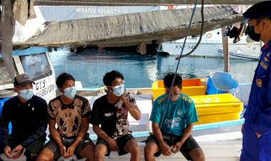 Patroli-Sambang-Pesisir,-Personil-Ditpolairud-Polda-NTT-Imbau-Nelayan-TPI-Tenau-Untuk-Jaga-Kelestarian-Ekosistem-Laut