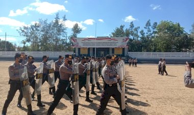 Asah-Kemampuan-Anggota,-Ditsamapta-Polda-NTT-Rutin-Gelar-Latihan-Dalmas