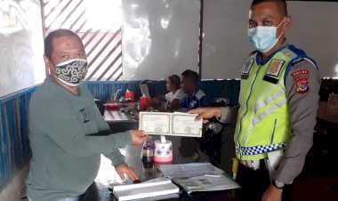 Tingkatkan-Pelayanan-Prima-di-Massa-Pandemi,-Ditlantas-Polda-NTT-Terus-Maksimalkan-Layanan-Jasa-Pengantaran-BPKB