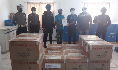 Lagi,-Untuk-ke-60-Kalinya-Polda-NTT-Mengawal-Kedatangan-Vaksin-Covid-19