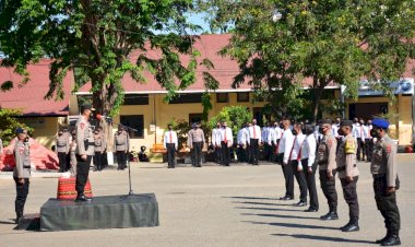 Pemberian-Penghargaan-Kepada-PNPP,-Kapolda-NTT-:-Jadikan-Momen-ini-Sebagai-Titik-Awal-Dalam-Meningkatkan-Kinerja