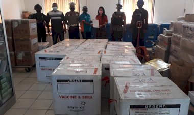 25.760-Vial-Az-Perancis-Tiba-di-Kupang-Siang-Ini,-Dikawal-Ketat-Personel-Polda-NTT