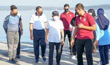 Kunjungi-Mako-Lantamal-VII-Kupang,-Wakil-Presiden-RI-Ikut-Olahraga-Jalan-Sehat-Bersama-Kapolda-NTT-dan-Forkompinda