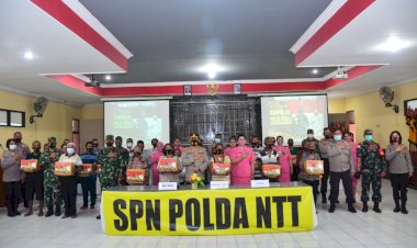 Bakti-Sosial-Kampus-Polri-Peduli,-SPN-Polda-NTT-Salurkan-Paket-Sembako-dan-Pelayanan-Vaksin-Terhadap-Masyarakat