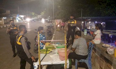 Cipta-Kondisi-Kamtibmas-dan-Penanganan-Penyebaran-Covid-19,-Tim-Patroli-Turjawali-Ditsamapta-Polda-NTT-Tingkatkan-Patroli-Malam