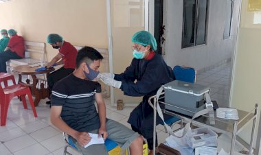 RSB-Titus-Uly-Kupang-Layani-Vaksinasi-Bagi-Masyarakat-Kota-Kupang-Setiap-Hari