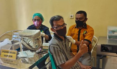Biddokkes-Polda-NTT-Buka-Pelayanan-Vaksinasi-Tahap-I-dan-II-di-Klinik-Turangga-Untuk-Percepatan-Herd-Immunity-di-NTT