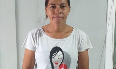 Ibu-ini-Terharu,-Ucapkan-Kebaikan-Kapolda-NTT-Atas-Pemberian-Rumah