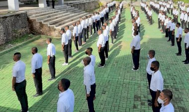 Pelatihan-Satpam-di-Kota-Kupang,-Ditbinmas-Polda-NTT-Bekali-230-Peserta-dengan-Materi-Patroli-dan-Pengawalan