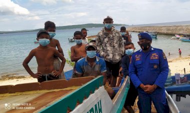 Optimalkan-Penggunaan-Masker,-Personel-Ditpolairud-Polda-Imbau-Warga-Rote-Ndao-Gunakan-dalam-Setiap-Aktivitas