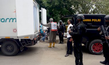 Pemerintah-Distribusikan-49.280-Vial-Coronavac-Bagi-Provinsi-NTT,-Personel-Polda-NTT-Kawal-Ketat