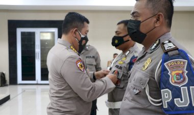 Wujud-Kesiapan-Pelaksanaan-Ops-Lilin-Ranakah-2021-Dalam-Rangka-Pengamanan-Nataru,-Polda-NTT-Gelar-Latihan-Pra-Operasi