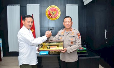 Pamit-untuk-Melaksanakan-Tugas-di-Maluku-,-Kapolda-NTT-Kunjungi-Kabinda-NTT