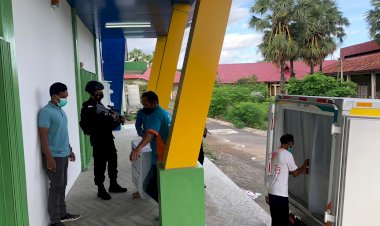 Lagi,-22.686-Vial-Coronavac-Tiba-Hari-Ini,-Personel-Polda-NTT-Kawal-VVIP