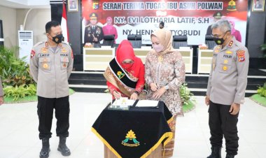 Ibu-Asuh-Polwan-Polda-NTT-Minta-Polwan-Peka-Terhadap-Perkembangan-Informasi-dan-Tekhnologi