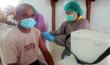 Beri-Pelayanan-Vaksin-di-GMIT-Moria-Liliba,-RSB-Titus-Uly-Kupang-Terus-Tingkatkan-Herd-Immunity-Bagi-Masyarakat