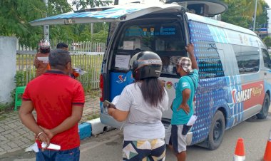 Ditlantas-Polda-NTT-Kerahkan-Dua-Unit-Mobil-Pelayanan-Samsat-Keliling-Layani-Masyarakat-Kota-Kupang
