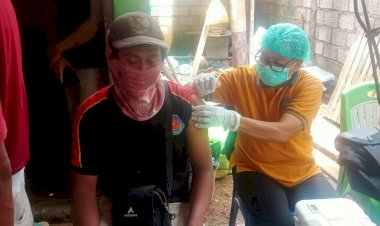 Terus-Tingkatkan-Herd-Immunity,-RSB-Titus-Uly-Kupang-Gelar-Percepatan-Vaksinasi-di-Kelurahan Manulai-II