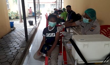 Dukung-Program-Vaksinasi,-RSB-Titus-Uly-Kupang-Berikan-Pelayanan-Vaksinasi-kepada-Masyarakat-Kota-Kupang