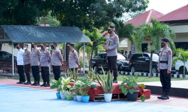 Pimpin-Apel-Personel-Manggarai-Barat,-Kapolda-NTT-Minta-Anggota-Jaga-Marwah-dan-Integritas