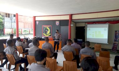 25-Anggota-Detasemen-Gegana-Satbrimobda-NTT-Ikut-Asistensi-Teknisi-Sat-KBR-Korps-Brimob-Polri