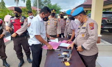 Kabidpropam-Polda-NTT-Lakukan-Pengecekan-Senpi-dan-Sosialisasi-Aplikasi-Propam-Presisi-di-Polres-Kupang