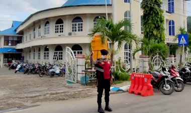 Wujudkan-Jemaat-Aman-Beribadah,-Sejumlah-Gereja-diamankan-Personel-Ditsamapta-Polda-NTT