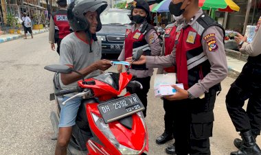Subsatgas-3-Ops-Aman-Nusa-II-Turangga-Polda-NTT-Gelar-Patroli-Ingatkan-Prokes-dan-Bagi-Masker