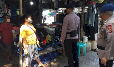 Imbau-Prokes,-Satgas-V-Ops-Aman-Nusa-II-Turangga-Sasar-Pasar-Kasih-Naikoten