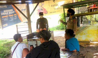 Sadarkan-Masyarakat-Taat-Prokes,-Satgas-Binmas-OAN-Turangga-2022-Sosialisasi-Prokes-dan-Bagi-Bagi-Masker