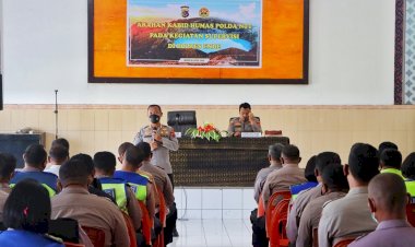 Gelar-Supervisi-di-Polres-Ende,-Kabidhumas-Polda-NTT-Mengajak-Seluruh-Anggota-Melakukan-Manajemen-Media