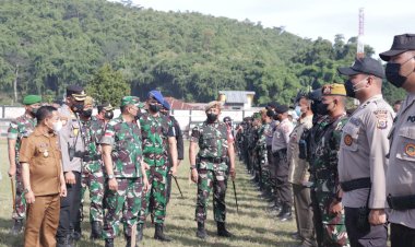 Jelang-Kunjungan-Presiden-RI-di-Ngada,-TNI-Polri-dan-Instansi-Terkait-Laksanakan-Apel-Gelar-Pasukan-Pengamanan