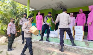 Jelang-Hari-Bhayangkara-ke-76-Tahun-2022,-Kapolres-Sikka-Memberikan-Bansos-kepada-Anak-Anak-Panti-Asuhan