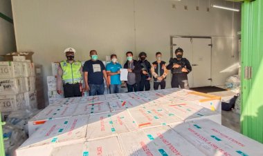 63.193-Vial-Coronavac-Tiba-di-Kupang,-Polda-NTT-Kawal-Ketat-Pendistribusiannya