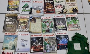 Polri-Paparkan-Kronologi-Penangkapan-Pimpinan-Khilafatul-Muslimin 