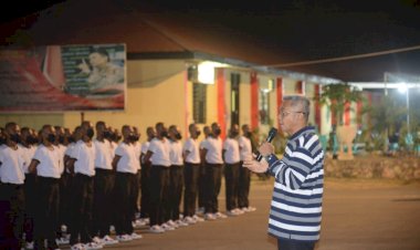 Pantau-Kegiatan-NAC-Bagi-Siswa-Diktukba-Polri-Angkatan-48-di-SPN,-Kapolda-NTT-:-Jaga-Kekompakan,-Solid-dan-Saling-Mengingatkan