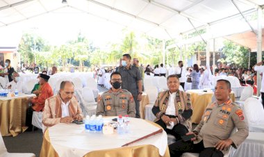 Wakapolda-NTT-Hadiri-Acara-Syukuran-Pesta-Perak-Uskup-Petrus-Turang