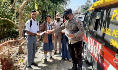 Upaya-Preemtif-terus-dilakukan-Personel-Ditbinmas-Polda-NTT-dalam-Penanganan-Penyebaran-Covid-19