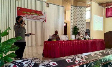 Sambangi-Pelajar-SMK-Negeri-1-Kupang,-Personel-Ditbinmas-Polda-NTT-Beri-Penyuluhan-tentang-Pencegahan-Paham-Intoleransi,-Radikalisme-dan-Terorisme