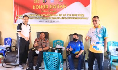 HUT-Lalu-Lintas-ke-67,-Ditlantas-Polda-NTT-Gelar-Kegiatan-Donor-Darah