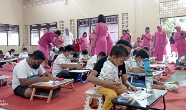 Cinta-Anak,-Bhayangkari-Cabang-Mabar-Gelar-Lomba-Mewarnai-dan-Manggambar-Jelang-HKGB-ke-70