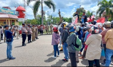 Kapolres-dan-Dadim-Pimpin-Pengamanan-Demo-di-TTU